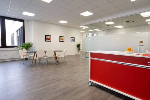 Open Space - Modernes 34 qm Büro in Köln-Marsdorf - flexibel, möbliert, ideal für Berater