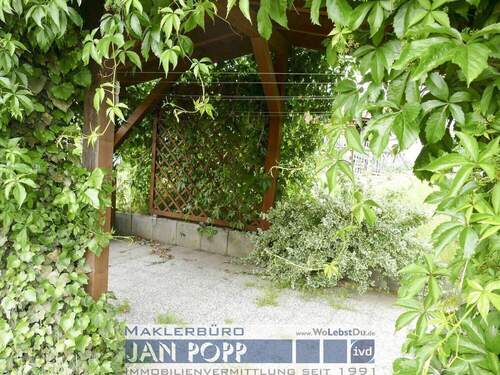 Überdachung im Garten - 