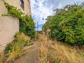 Weg hinter dem Haus - 