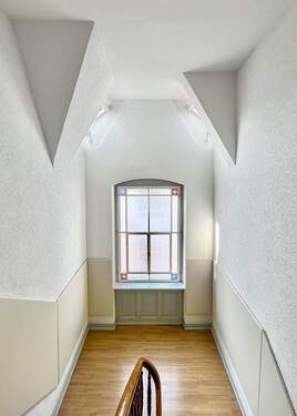 gepflegtes Treppenhaus - 