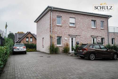 Ansicht - Gute Investitionsmöglichkeit: Mehrparteienhaus in Garrel