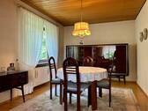 ... und Essbereich - 5 Zimmer Einfamilienhaus in Höchstadt