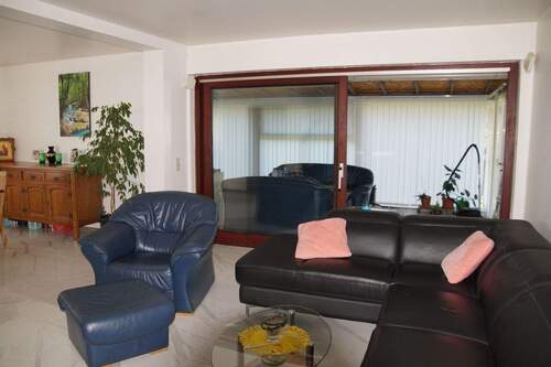 Wohn- und Esszimmer - 