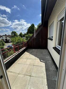 Balkon mit Abstellraum - 