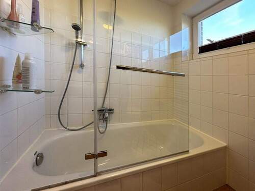 Badezimmer II - 