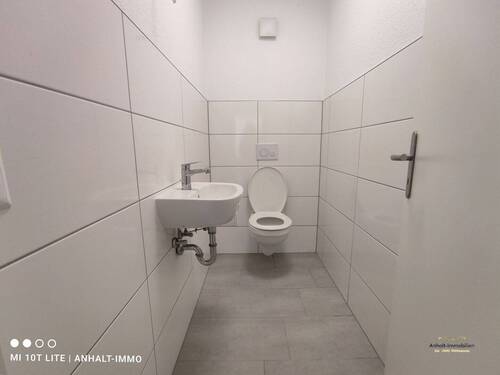WC - 