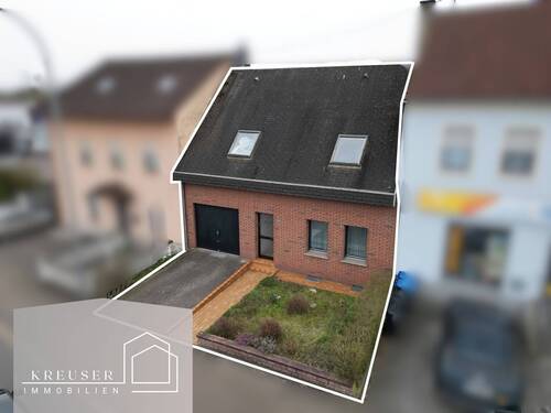 Bild 1 - Einfamilienhaus in Saarpolygon-Nähe - Gestalten Sie Ihr neues Zuhause!