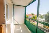 Balkon - Etagenwohnung mit 35,30 m&sup2; in Halle (Saale) zur Miete