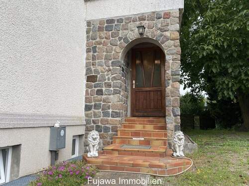 Eingang - Einfamilienhaus mit 195,00 m&sup2; in Wulkenzin zum Kaufen