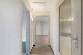 Flur DG Wohnung - 