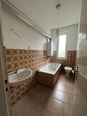 Badezimmer im 2. Obergeschoss - 