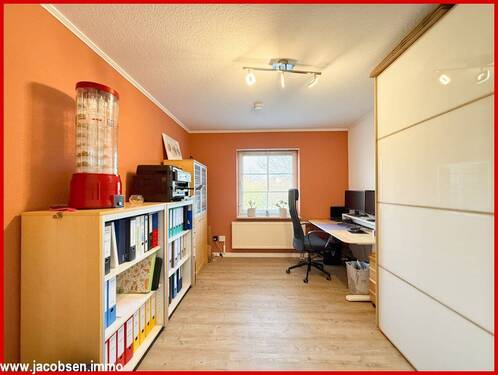 Erdgeschoss Kinderzimmer 1 - 