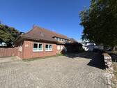 Außenansicht - Gepflegtes Mehrfamilienhaus in Heppens!