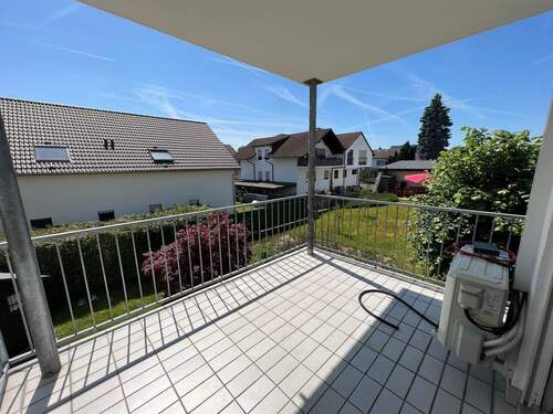 Balkon - 3 Zimmer Etagenwohnung zur Miete in Hasselroth