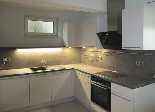 Neue Einbauküche - 3 Zimmer Etagenwohnung zum Kaufen in Karben