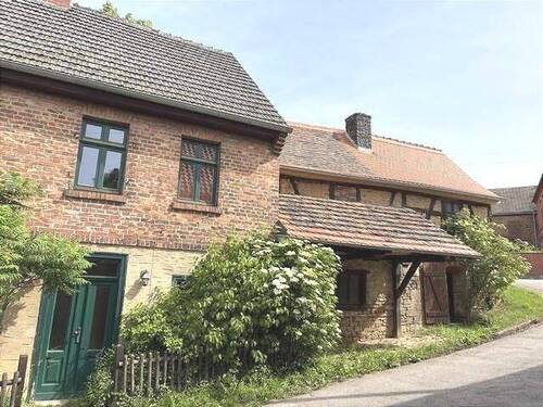 Außenansicht - 2 Zimmer Einfamilienhaus in Naumburg (Saale)