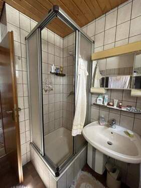 Bad - Mehrfamilienhaus, Wohnhaus mit 146,00 m&sup2; in Göppingen zum Kaufen