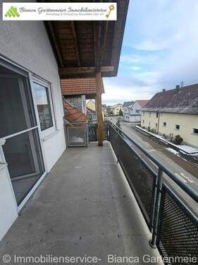 Bild 7 - Top gepfl. großzügige 3 -Zimmer-Wohnung mit BLK und EBK !!