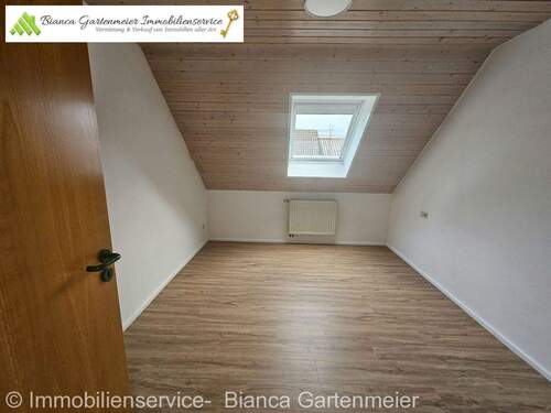 Bild 2 - 3 Zimmer Etagenwohnung in Neresheim