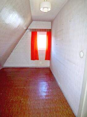 Dachgeschoss-Zimmer 2 - 