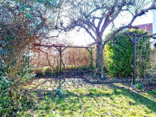 Grundstück-Terrasse - 4 Zimmer Doppelhaushälfte in Bautzen