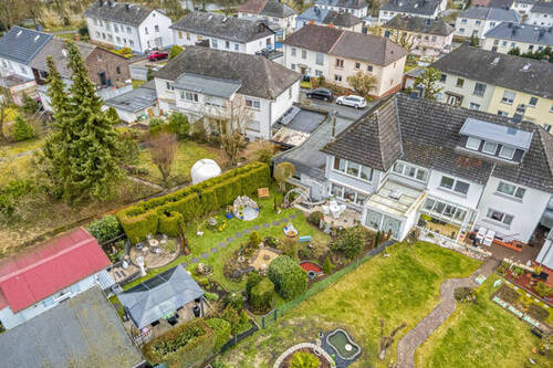 Rückansicht mit Umgebung - 