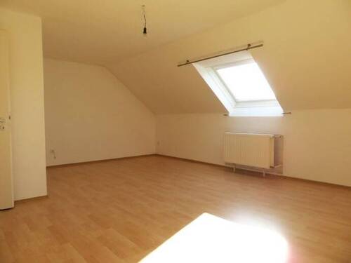 Dachgeschoss Bild1 - 