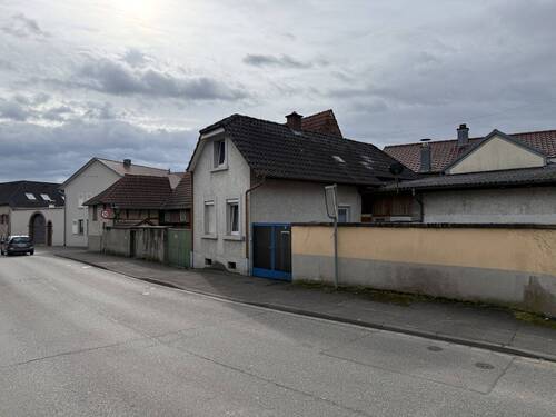 Bild 2 - 3 Zimmer Einfamilienhaus zum Kaufen in Ihringen