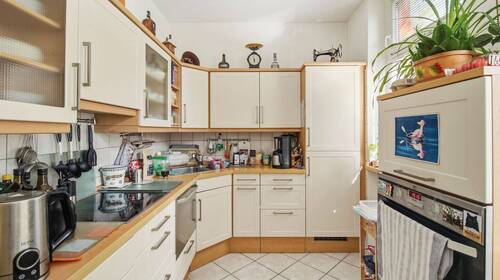 Einbauküche mit Fenster - 