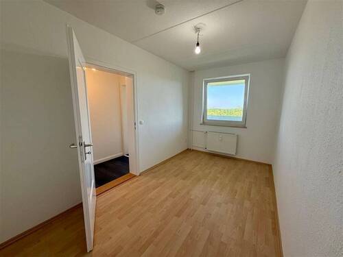 Kinder- bzw. Arbeitszimmer (2) - 