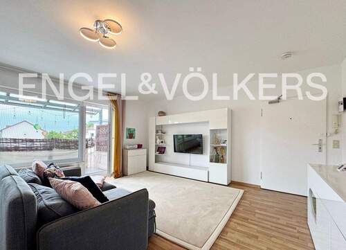 Bild 1 - Modernisierte Eigentumswohnung mit Balkon und Stellplatz in bevorzugter Lage Butzbachs!