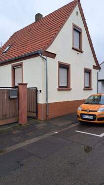 Bild 1 - Freistehendes Haus mit großen Grundstück in Jockgrim