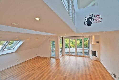 Flur - Charmante Maisonettewohnung in idyllischer, ruhiger Lage