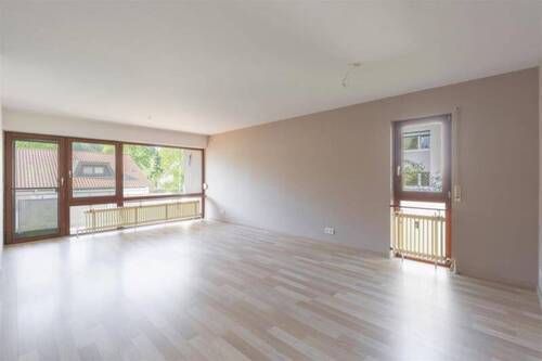 Wohnen - 4 Zimmer Etagenwohnung in Göppingen