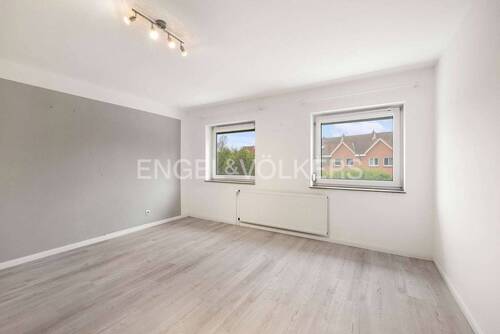 Schlafzimmer 1 im 1. Obergeschoss - Reihenmittelhaus mit 105,00 m&sup2; in Henstedt-Ulzburg zum Kaufen