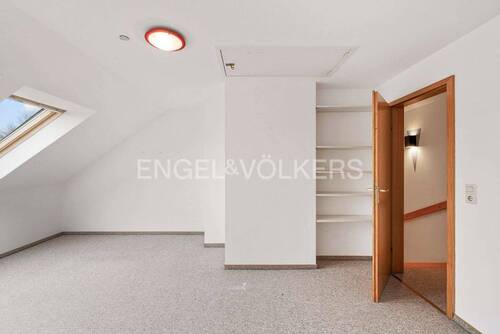 Studio im 2. Obergeschoss - 