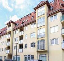 Eigentumswohnung mit Tiefgaragenstellplatz und Loggia im beliebten Stadtfeld Ost - Magdeburg