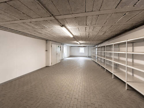 Lager - Büro zur Miete in Niederneisen