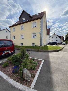 Bild 2 - 5 Zimmer Etagenwohnung zum Kaufen in Trossingen