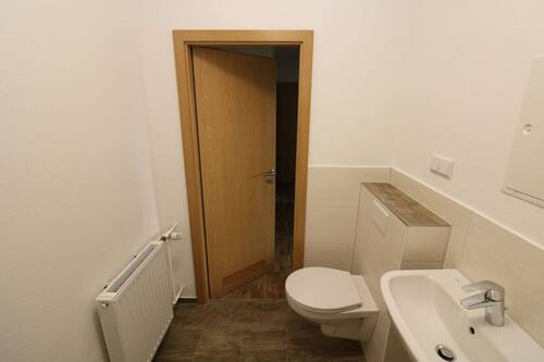 Bad mit Wanne - 