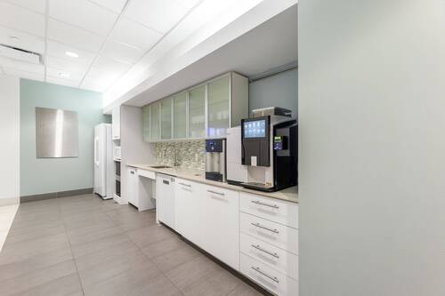 Generic Kitchen_04 (2).jpg - 