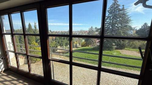 Haus 2 - Wohnzimmer - Super Lage! Platz für 3 Generationen!