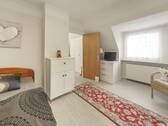 Haus hinten - Zimmer DG - 