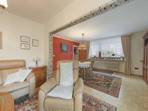 Haus vorne - offener Wohnbereich EG - 