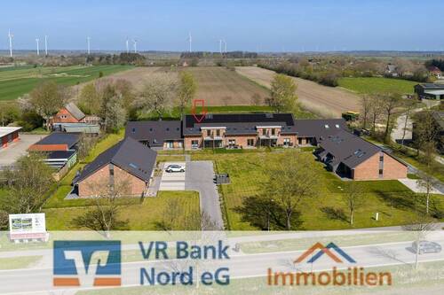 . - Grünes Quartier Klixbüll: Verkauf einer 2-Zi.-DG-Eigentumswohnung in KfW-40-Standard mit Carport