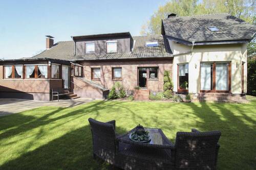 20 Hausansicht hinten - 