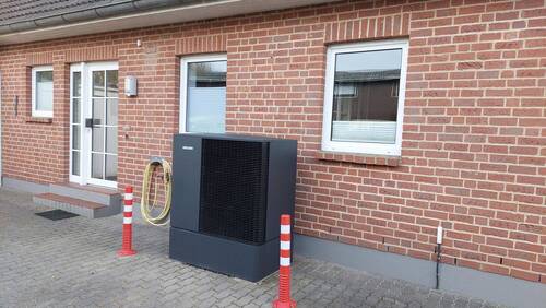 Luft-Wasser-Wärmepumpe - 8 Zimmer Mehrfamilienhaus, Wohnhaus zum Kaufen in Steinberghaff