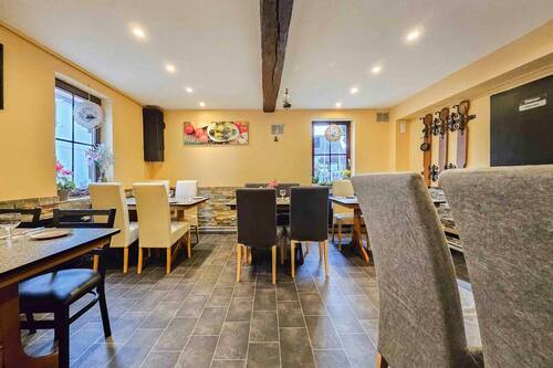 Gewerbeeinheit Sitzbereich - 