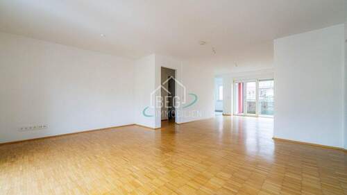 Wohnzimmer - 3 Zimmer Etagenwohnung zur Miete in Crailsheim