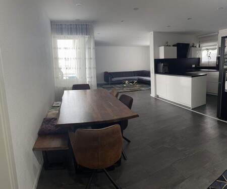 Bild 1 - Schöne 3,5 Zimmer Wohnung in zentrale Lage